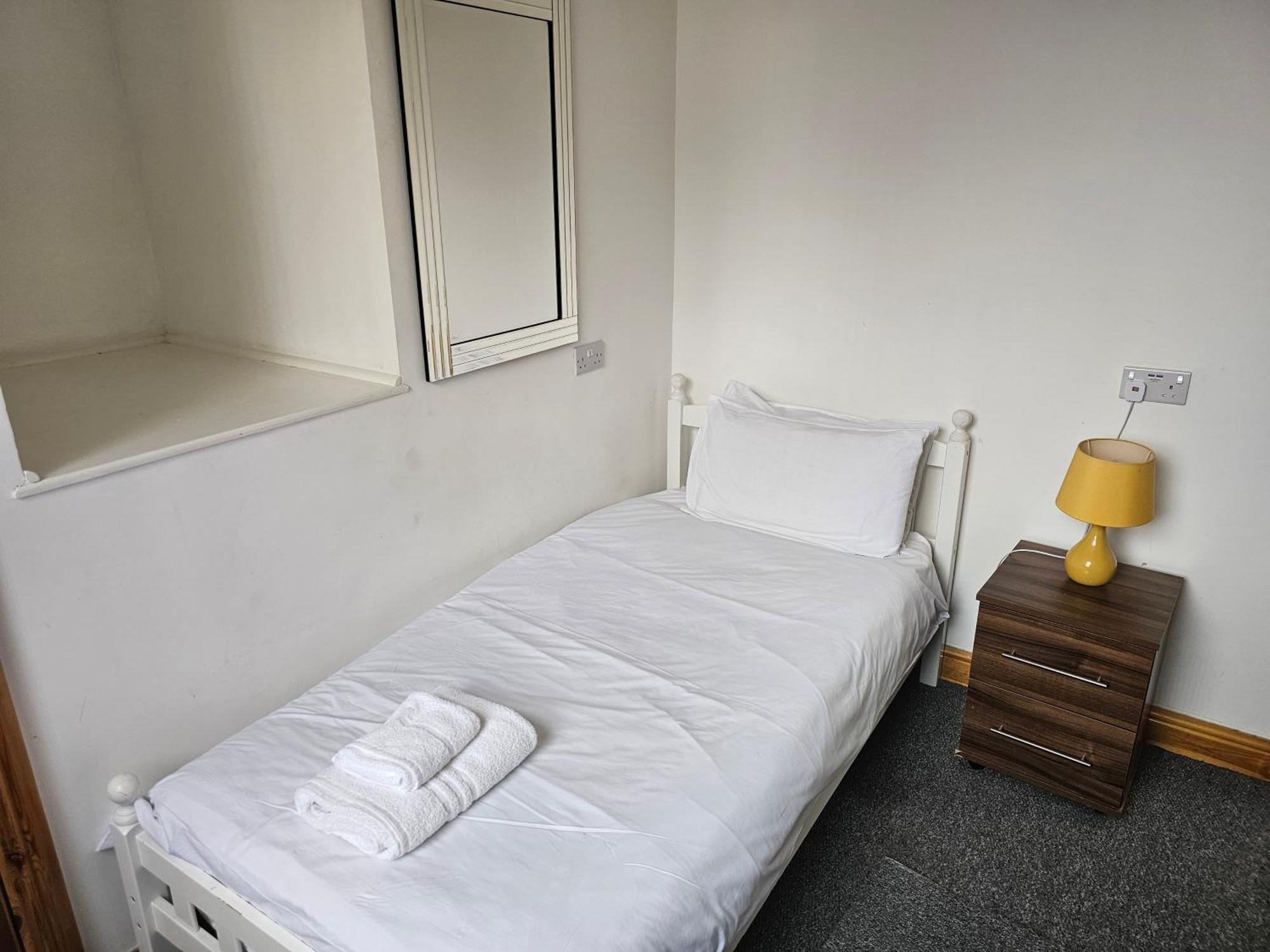 Homebird Property - Conway House 리즈 외부 사진